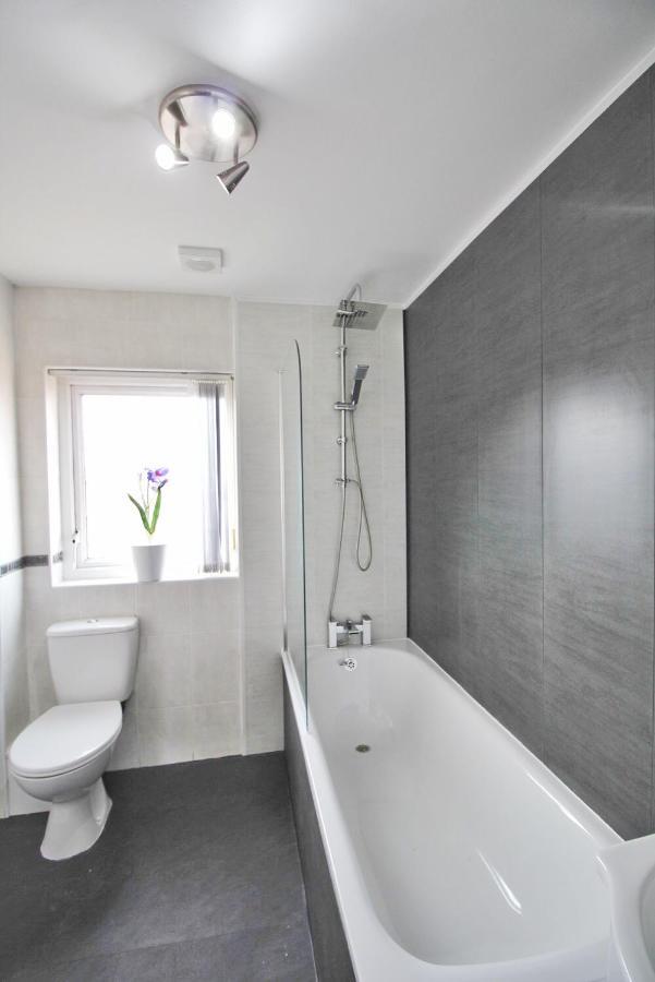 Anjore House - Modern Serviced Apartment In Белфаст Экстерьер фото